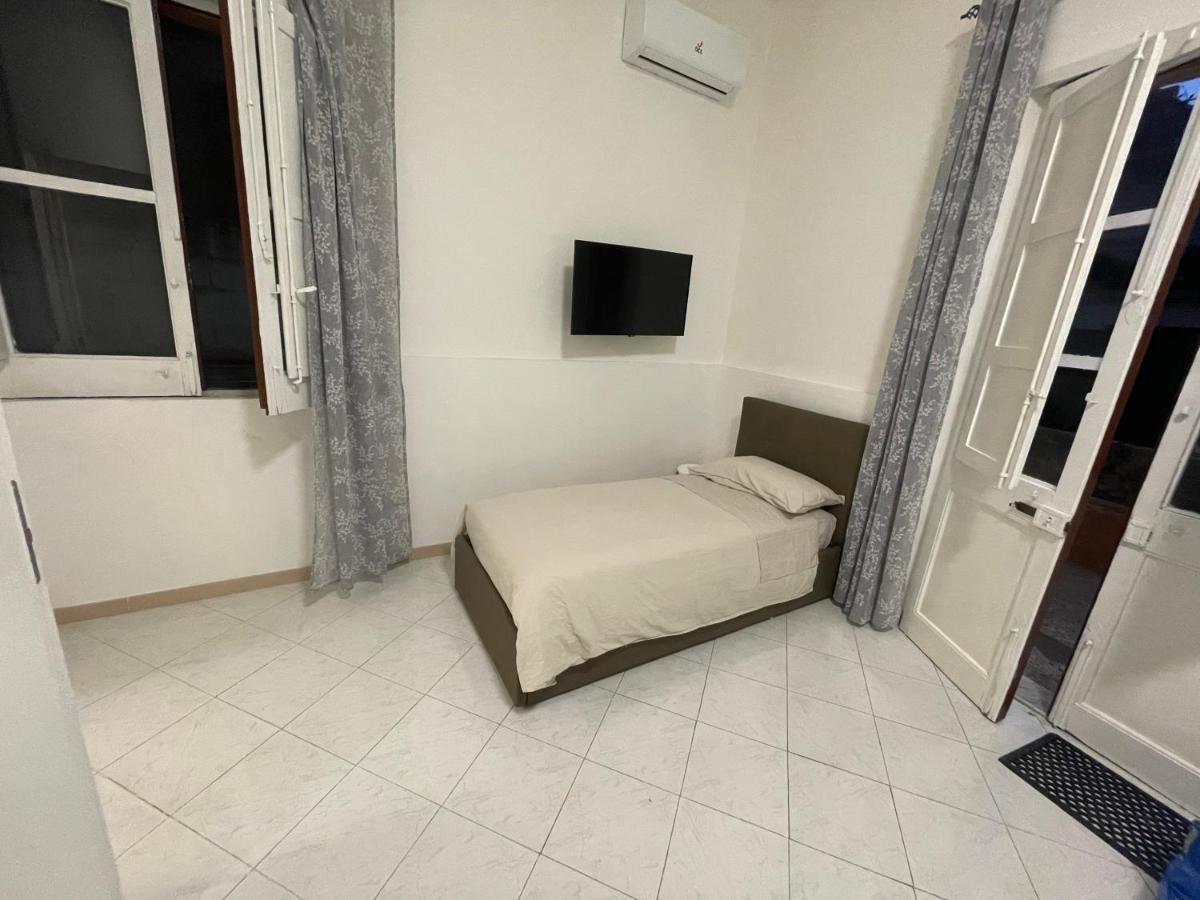 Lavica Airport Catania B&B エクステリア 写真