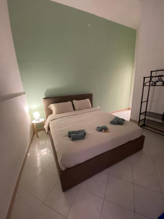Lavica Airport Catania B&B エクステリア 写真