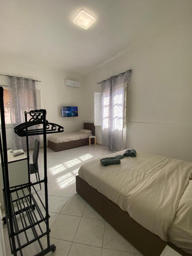 Lavica Airport Catania B&B エクステリア 写真